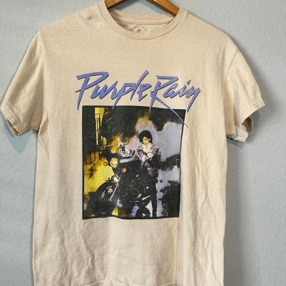 Prince Men's Cream and Tan T-shirt